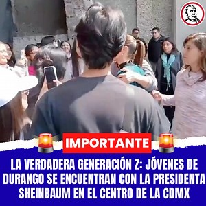 520K views · 10K reactions | La Presidenta Claudia Sheinbaum fue recibida con cariño por jóvenes de Durango mientras caminaba por el centro histórico de la CDMX. “¡La admiro mucho!”, le gritaron. La verdadera Generación Z. ❤️ | Polemon | Facebook