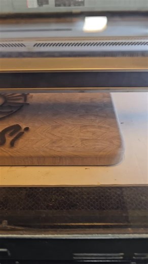 Home stretch for the Christmas rush! Get that finish line. All local stuff left. Nice little engrave commission on the laser, 1/2 piggy banks on the #onefinity CNC, and milling some lumber for some cutting boards. #barrieontario #barrie #personalized #woodwork #custom #laser #aeonmira #aeonmira9 #onefinitycnc @onefinitycnc Lumber all my local lumber @vinogradofff_ca | Atlas Custom Works