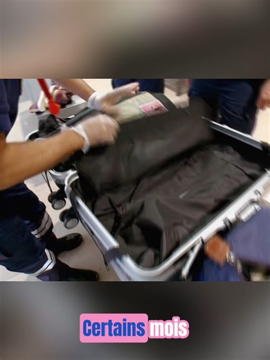 Douaniers_ La Guerre Secrète Contre la Drogue à l'Aéroport! #policeaction #police #documentaire #reportage #enquete #reportagepolice