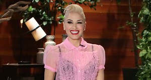 Gwen Stefani Reveals How Blake Shelton ‘Popped the Question’