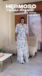 ✨ Elegancia y modestia en cada detalle ✨ Este vestido largo con delicado estampado de flores pequeñas y cinturón es ideal para la mujer que busca vestir con modestia, feminidad y buen gusto, manteniendo siempre su esencia y valores. 🌸 Perfecto para la iglesia, reuniones especiales o un look diario elegante. 📍 Somos fabricantes 🛍️ Venta al por mayor y al detal 🏬 Tienda física en Cali 📌 Cra 8 #13-89, Pasaje El Hueco – Locales 2, 18 y 20 📲 Pedidos y precios: WhatsApp 57 320 409 7798 🌷 Moda m