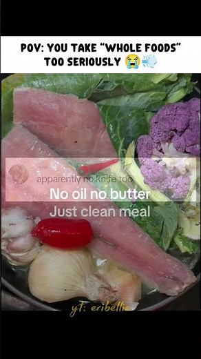 bro is too tired to even cut the food 😭 #memes #funny #dankememes #slideshow #comedy #shorts