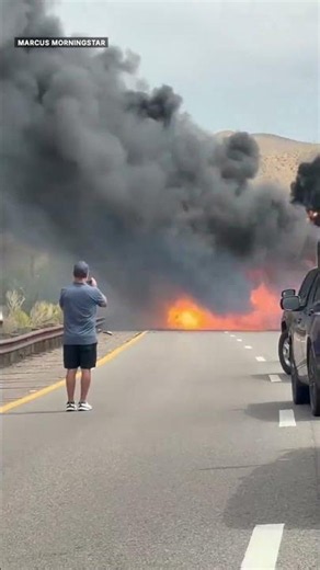 Car explodes on highway in Arizona, prompting temporary road closures