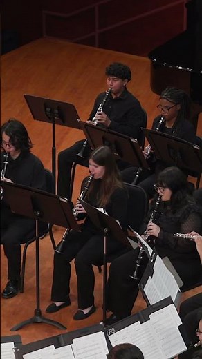 UNT Symphonic Winds perform Katahj Copley's Infinity (2021), conducted by Carlos Granthon.