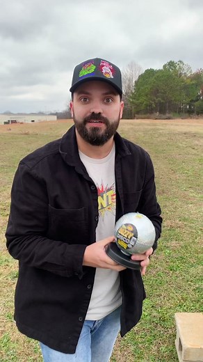 SPINNING FIREWORK! 😵‍💫 #newyear #firework