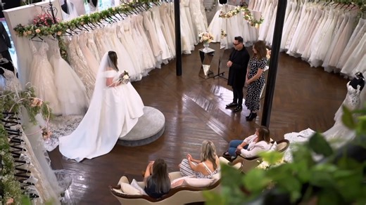 Gok's Wisdom; You Can Always Customise Your Wedding Dress ¦ Say Yes To The Dress Lancashire - Part 1 #sayyestothedress #weddingdress #sayyestothedressbigbliss #sayyestothedresslancashire #sayyestothedressuk #sayyestothedressatlanta #sayyestothedressamerican | Say Yes To The Dress TLC Fans US