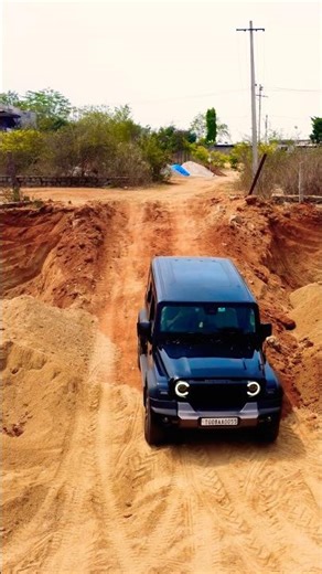 Black Thar Roxx 🖤🔥 Off-Road Beast | Extreme 4x4 Action #Shorts #viralvideo