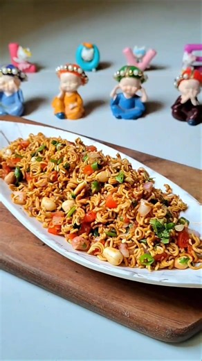 Wai Wai Or Maggie ? | Perfect IPL Snacks 🔥🤤😍 | Easy Wai Wai Chaat (Bhel) Recipe 😋 #shorts