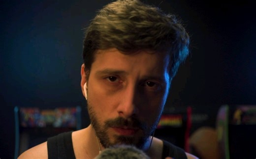 【Flix N chills ASMR】低语/男性助眠/头部按摩/缓解压力