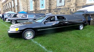 Black '02 Image Coaches Lincoln combined hearse/limousine family car walk around at Hearsemania. #funetorium #funeralfinds #funeralhistory #funeralcoach #coachbuilt #imagecoaches #image #lincoln #hearse #limousine #limo #procar #hearsemania #westvirginia | Funetorium