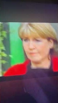 Brookside-Anthea leaves the close for good! 30/11/01