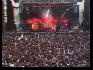 Status Quo - Milton Keynes (Mystery) Medley 1984 (+lyrics)