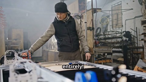 Russian economy meltdown as mortgage costs 'triple' and companies launch mass-layoffs