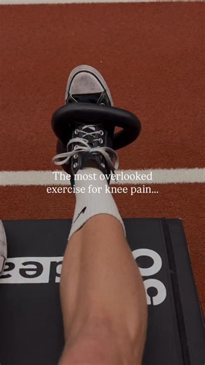 William Durnik | Online fitness coach on Instagram: "Not because the tibialis is the knee. But because the knee usually ends up dealing with problems it didn’t create. The knee sits in the middle of two joints with two different jobs: • The hip is supposed to control force. • The ankle is supposed to control motion. When the ankle stops doing its job well, the knee takes over as the shock absorber. That’s when things start adding up: Limited dorsiflexion, uncontrolled pronation, delayed foot con