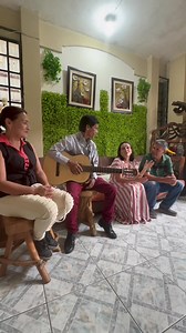 104K views · 2K reactions | Mi hermano nos confiesa cómo dio el primer beso a su pareja | Hermanos Carrion Ecuador | Facebook