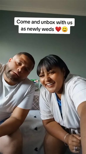 Unboxing Gifts as Newlyweds: A Heartwarming Experience