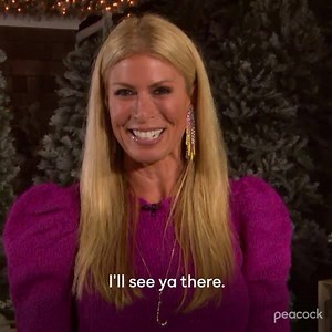 4.3K views · 41 reactions | Who doesn’t love a great deal?  Jill Martin shares all her shopping secrets on Holiday Steals and Deals, streaming now on Peacock. | Peacock TV | Facebook