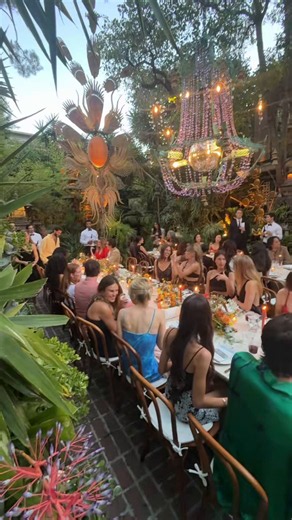 In CPG there are 2 kinds of foundersEcom Bros, and Brand GirlsThey could both learn a ton from each other. Thursday went to 4 year bday party for a brand I’ve advised for a few years. 85 person sit down dinner. Victoria Secret models posting all night. Probably would have cost $250k+ to get the amount of posts and media from what came organically Each kind of founder can do well, but when you combine the brand girl + Ecom bro mindsets together Things become really interesting