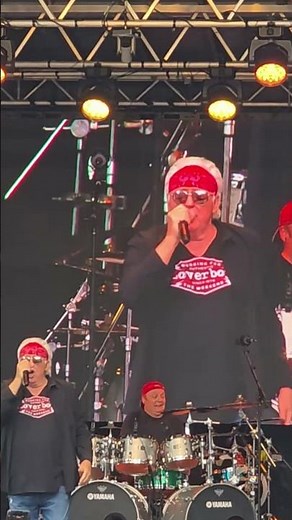 Hot Girls in Love - Loverboy live in concert