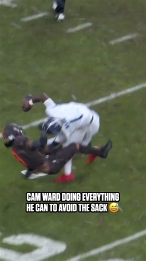 4.1M views · 34K reactions | a hard-fought incompletion TENvsCLE on FOX/FOX One watch.nfl.com | NFL | Facebook