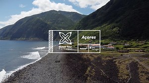 The archipelago that rises from the immensity of the Atlantic Ocean, surrounded by nature in its purest state. Nine idyllic islands filled with mountains, volcanos, lakes, caves, birds and folks, a true feast for the eyes and for the adventures of a lifetime. Meet Azores in all its magnificence! (With Joel Neto, Maru Godas and Mário Linhares. The voice-over copy was written by Portuguese writer Joel Neto) #SketchTourReload #Azores Visit Azores Urban Sketchers Urban Sketchers Portugal | Visit Por