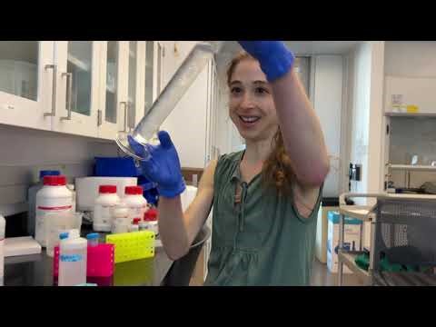 Lab tip: 80% glycerol - you can pipet it easily and it's fun to make!