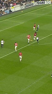 Jermain Defoe scores goals. | Tottenham Hotspur