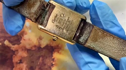 The war-torn Cartier tank brought back to life