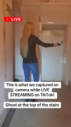 Watch what happens when the lady gets to the top of the HAUNTED STAIRS! Do you see it? 👻👀😎 keep looking at the top.. | Project reveal - Ghosts of Britain