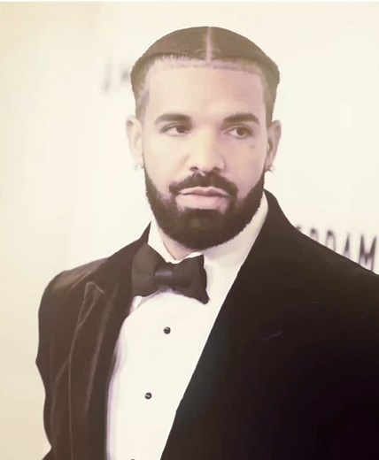 Drake's Stunning Concert Looks and Edits