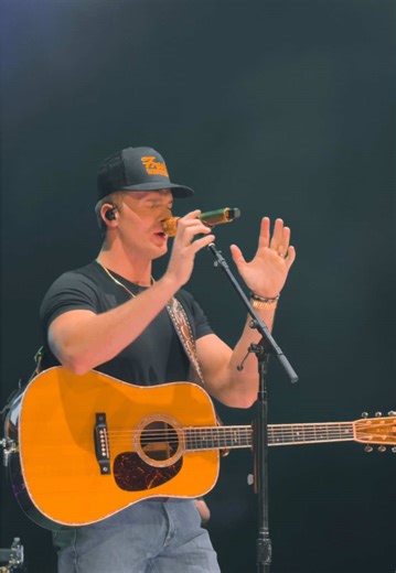 Looking for Love: The Tall Muscle Country Man