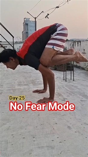 Day 25 Crow Pose Strong Hold 💪 No Fear Mode 🧘‍♂️ #shorts