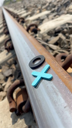 Tic-Tac-Toe 😱vs Train 🚂 what happened next..?