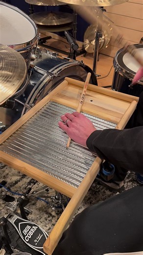 Washboard Side Stick #crossstick #snaredrum #washboard #drumsound #drumrecording #strajkstudios | Strajk Studios