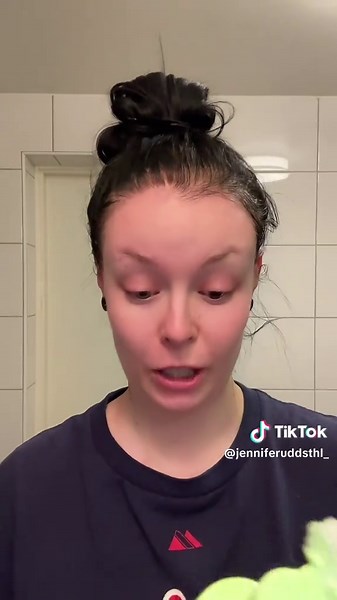 Makeup Removal Tips for Zodiac Sign-Inspired Looks