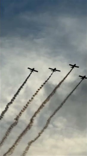 Lake Flight of 4 right Finger Tip Formation