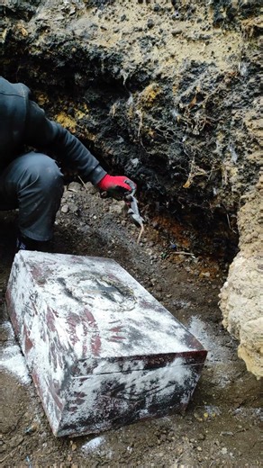 The hidden treasure was found where no one expected it! #gold #treasuresearch #treasuretrove