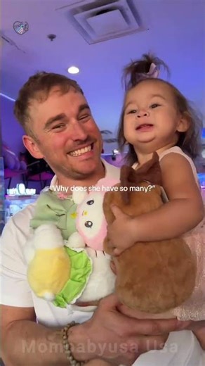 When she says "more" dada says yes 😂✨🥰 Mombabyusa Usa 💕 #mombabyusausa