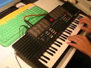TOY #4 YAMAHA PSS-390 Mini Synthesizer Keyboard (not circuit bent) HQ DEMO