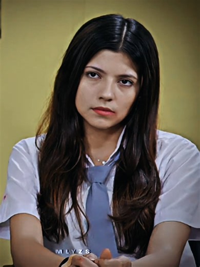 Yuna dan Hueningkai dalam Adegan Romantis