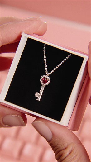 Perfect Valentine’s Day Gifts with Pandora's Heart Collection
