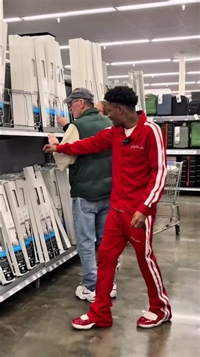 Funny Walmart prank #funny #funnyprank #foryou #scarecampranks #prankideas #comedy