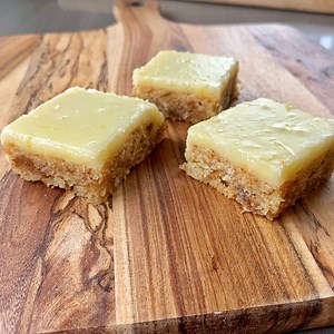Lemon Weetbix slice 🍋 This recipe has been a huge hit since I put it up on my website. Have you tried it yet? Full recipe on my website: https://vjcooks.com/lemon-weetbix-slice/ | VJ cooks
