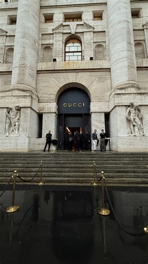 MORITZ HAU on Instagram: "Which one has infinite aura?"