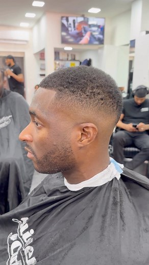 Full barber haircut mini tutorial! Enjoy! #Slidercuts #slidercutsstudios | SliderCuts