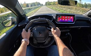 2025款标致208 GT 混合动力 第一视角试驾