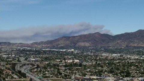 Fire erupts in Castaic