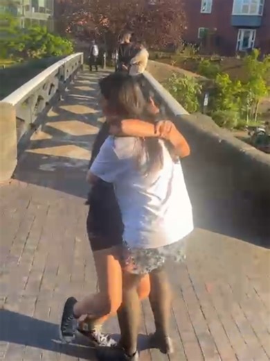 Online Best Friend Meetup Goals