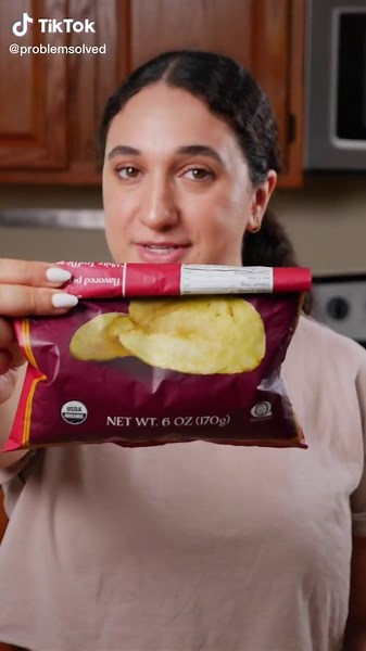 chip bag folding trick #learnontiktok #chips #foodtok