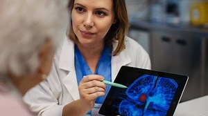 What are symptoms to look for with brain bleeds and strokes? DC neurosurgeon weighs in